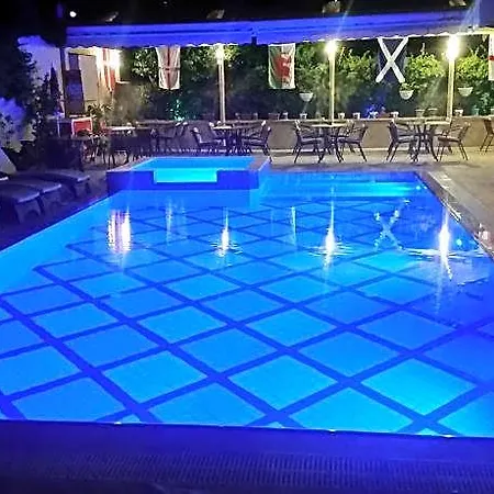 Ecem Ξενοδοχείο